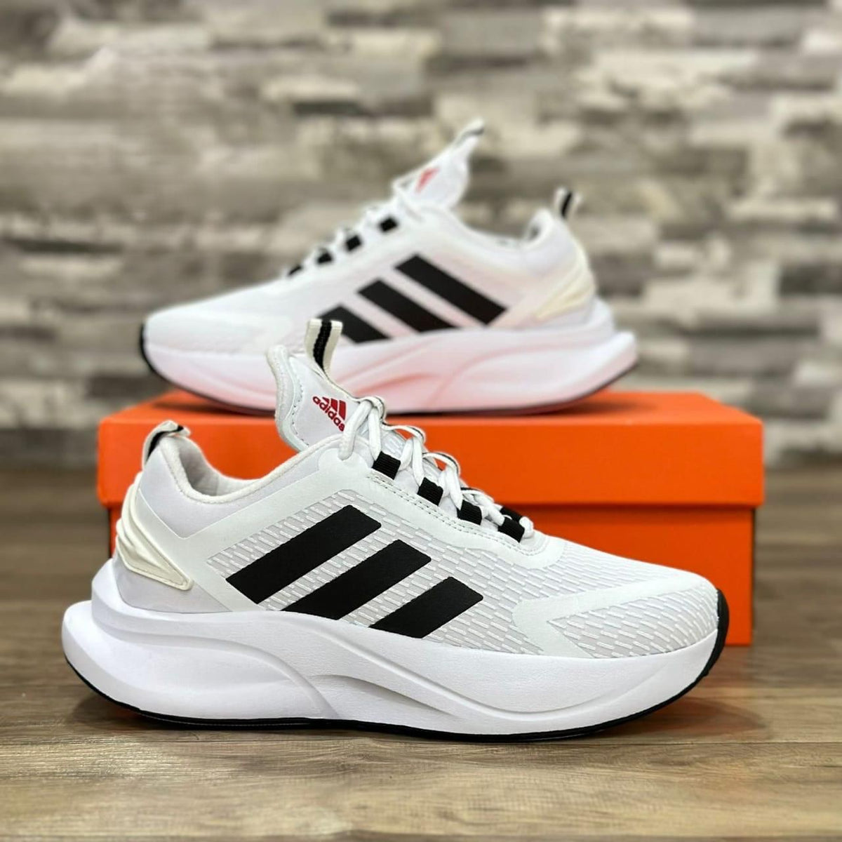 Tenis Adidas Bounce Unisex - Running con Tecnología de Amortiguación y Suela Flexible