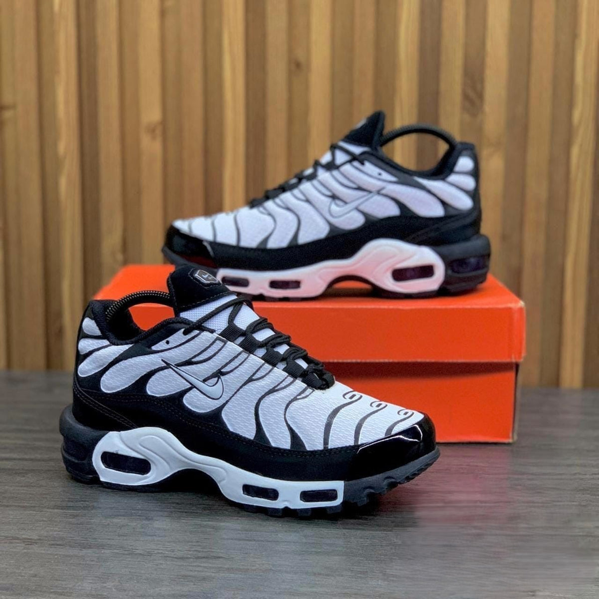 Tenis Nike TN Air Max Plus Unisex - Running con Sistema de Amortiguación de Aire
