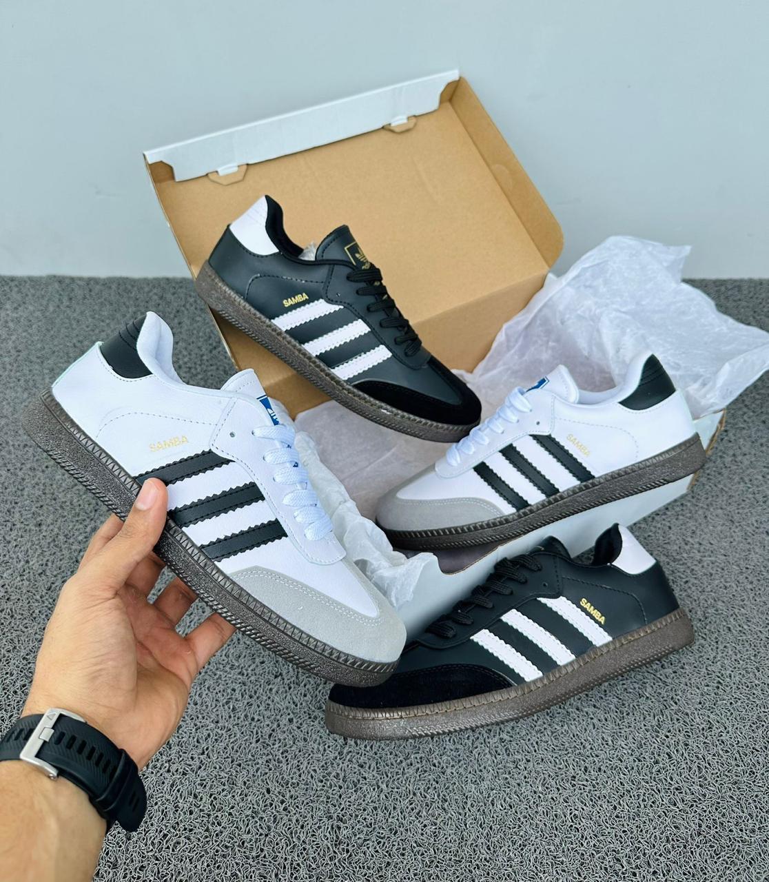 ZAPATILLA ADIDAS SAMBA, Estilo Urbano Atemporal - Unisex Blanco y Negro