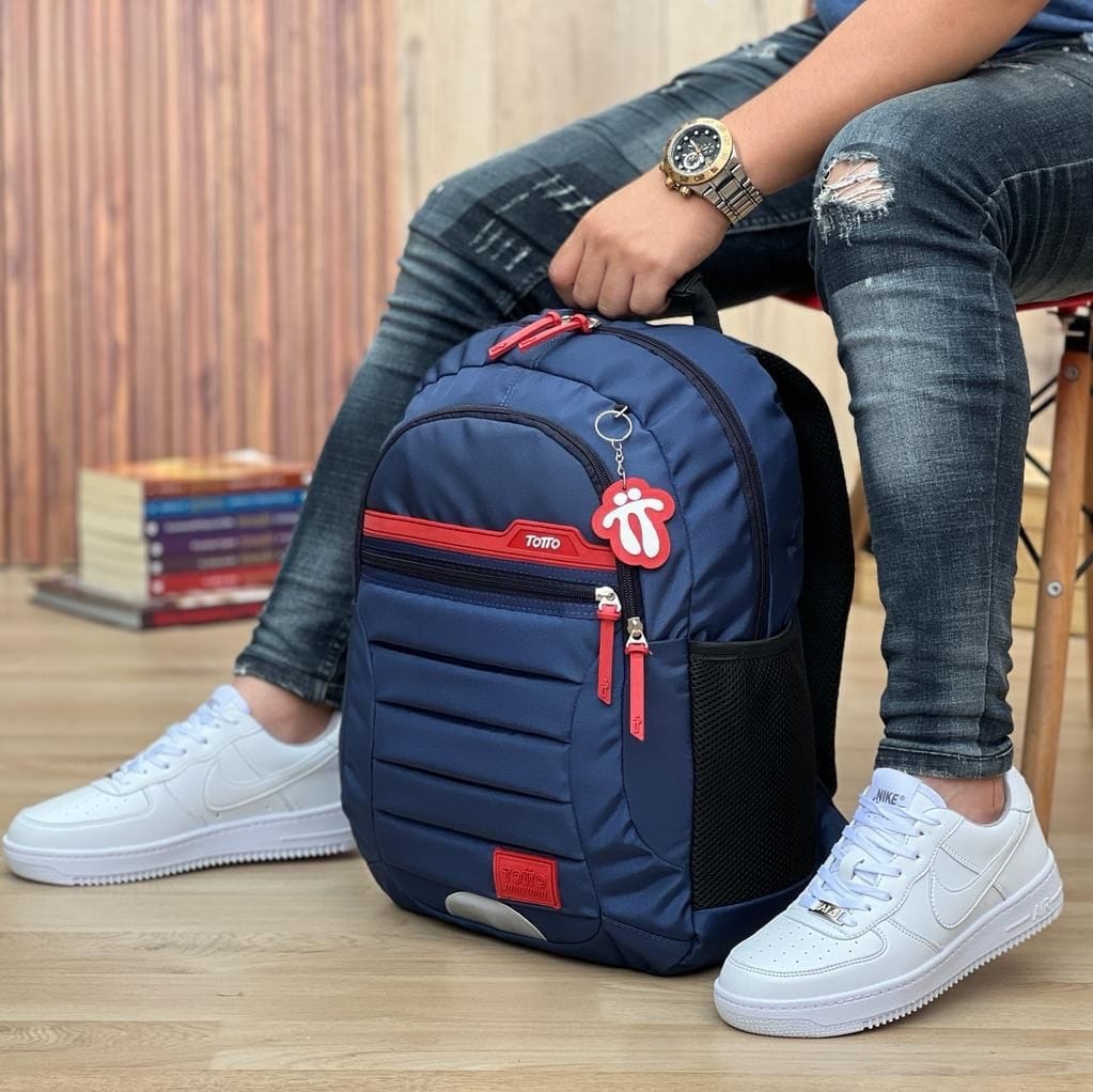 Tenis Nike Force One Clásico, Cuero Resistente y Estilo Atemporal