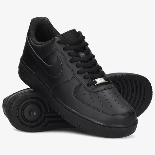 Tenis Nike Force One Clásico, Cuero Resistente y Estilo Atemporal